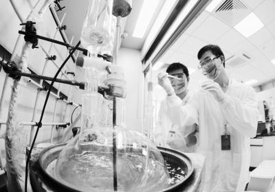 自主研發的國產抗腫瘤藥物技術推廣 創新引領未來