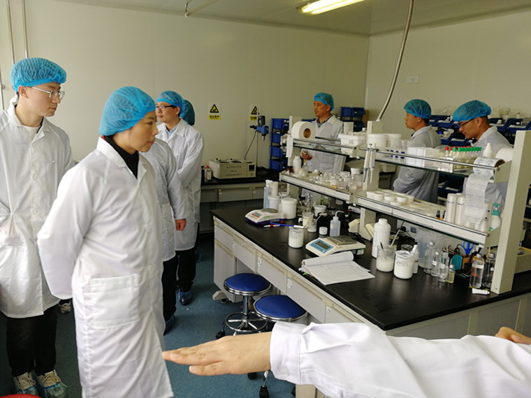 青島黃海學(xué)院生物技術(shù)研發(fā) 創(chuàng)新驅(qū)動(dòng)，服務(wù)區(qū)域產(chǎn)業(yè)升級(jí)